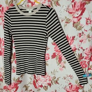H&M Black and Cream Striped Long Sleeve Top Medium